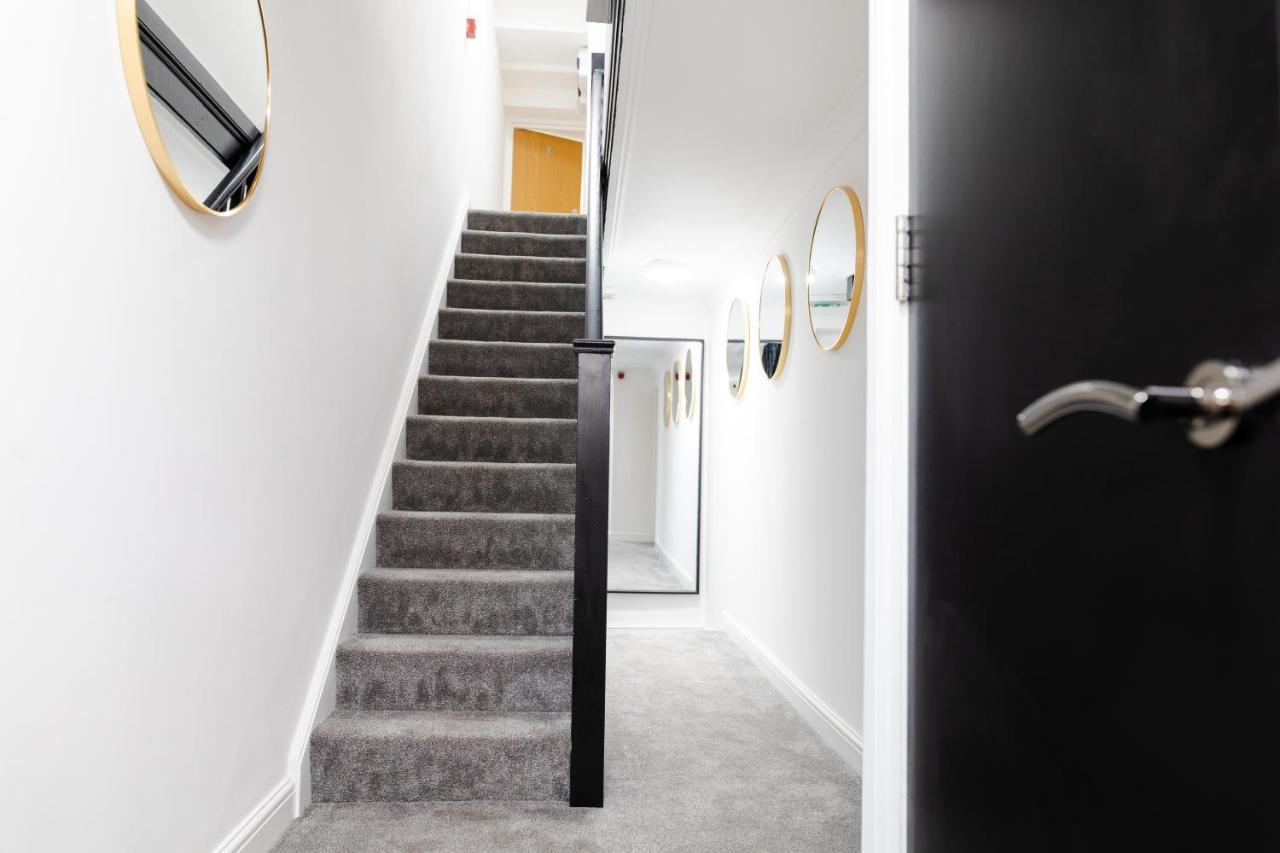 Chic Urban 2 Bedroom Apartments كارديف المظهر الخارجي الصورة